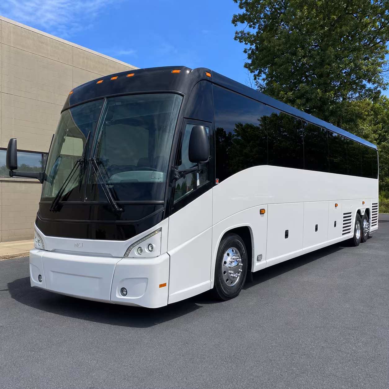 busrentalrochesterhills com is here for little caesars arena concerts and royal oak music theatre shows