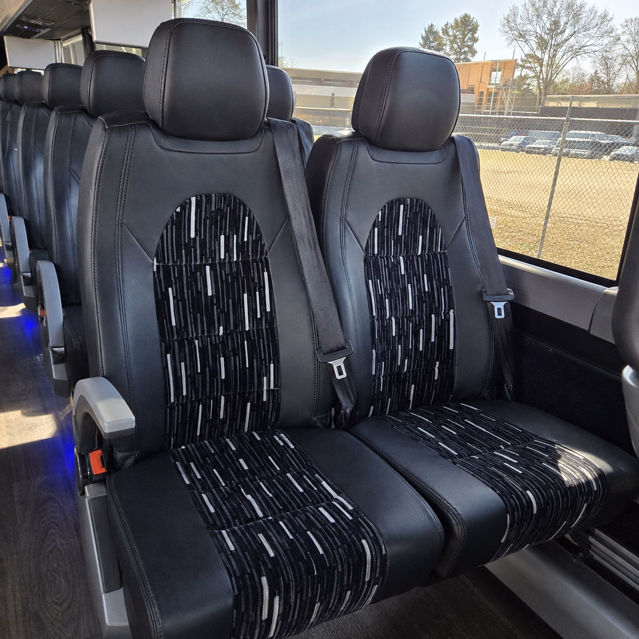 charter buses to michigan stadium spartan stadium and ford field from rochester hills